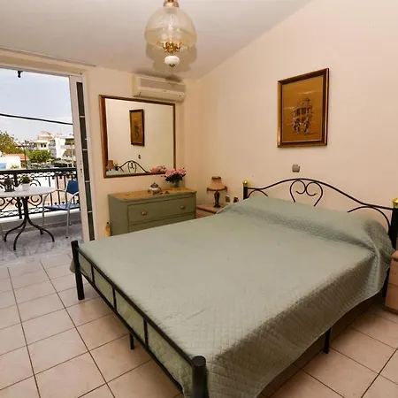 Casa de Férias Maisonette Κazerma