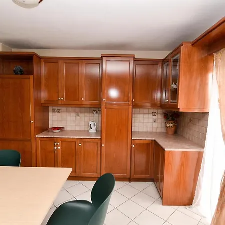 Casa de Férias Maisonette Κazerma *