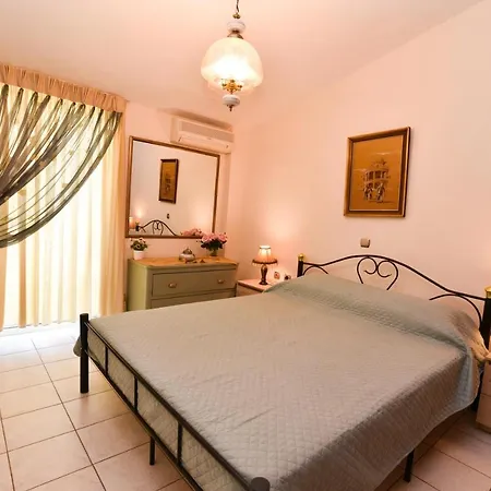 Casa de Férias Maisonette Κazerma