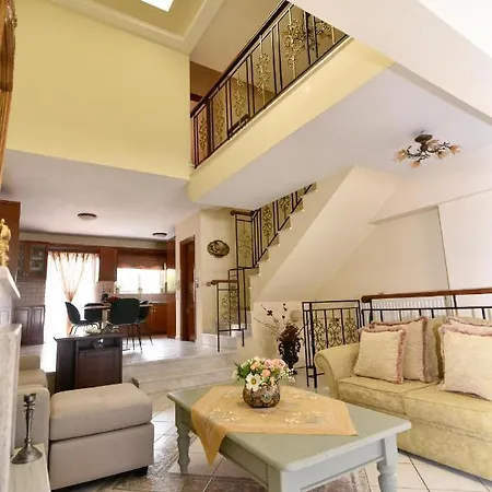 Casa de Férias Maisonette Κazerma Ampavris