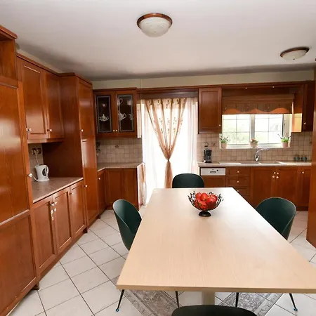 Maisonette Κazerma * Ampavris
